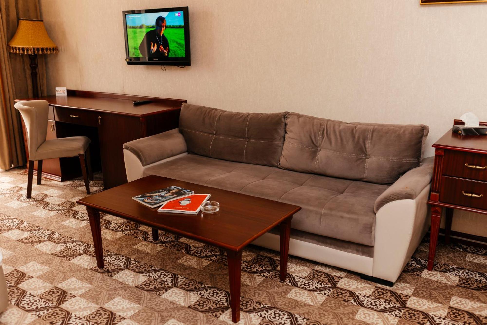 Capitol Hotel Baky Esterno foto